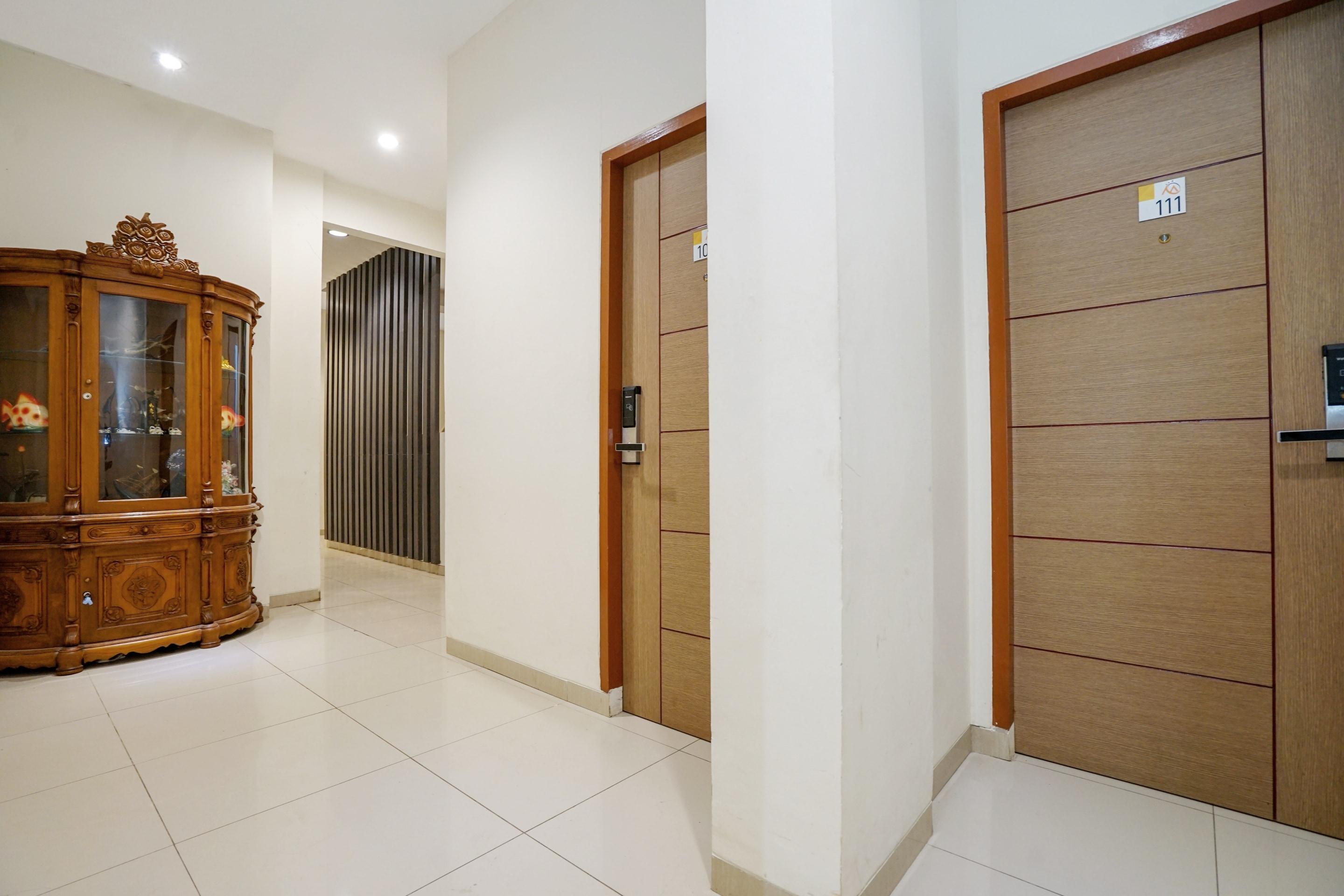 Oyo 251 The Maximus Inn Hotel Palembang Extérieur photo