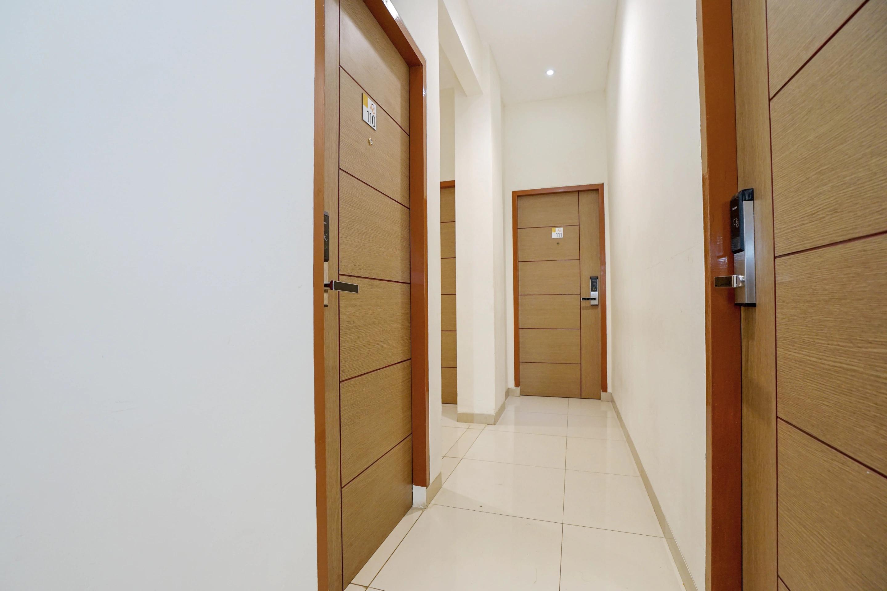 Oyo 251 The Maximus Inn Hotel Palembang Extérieur photo